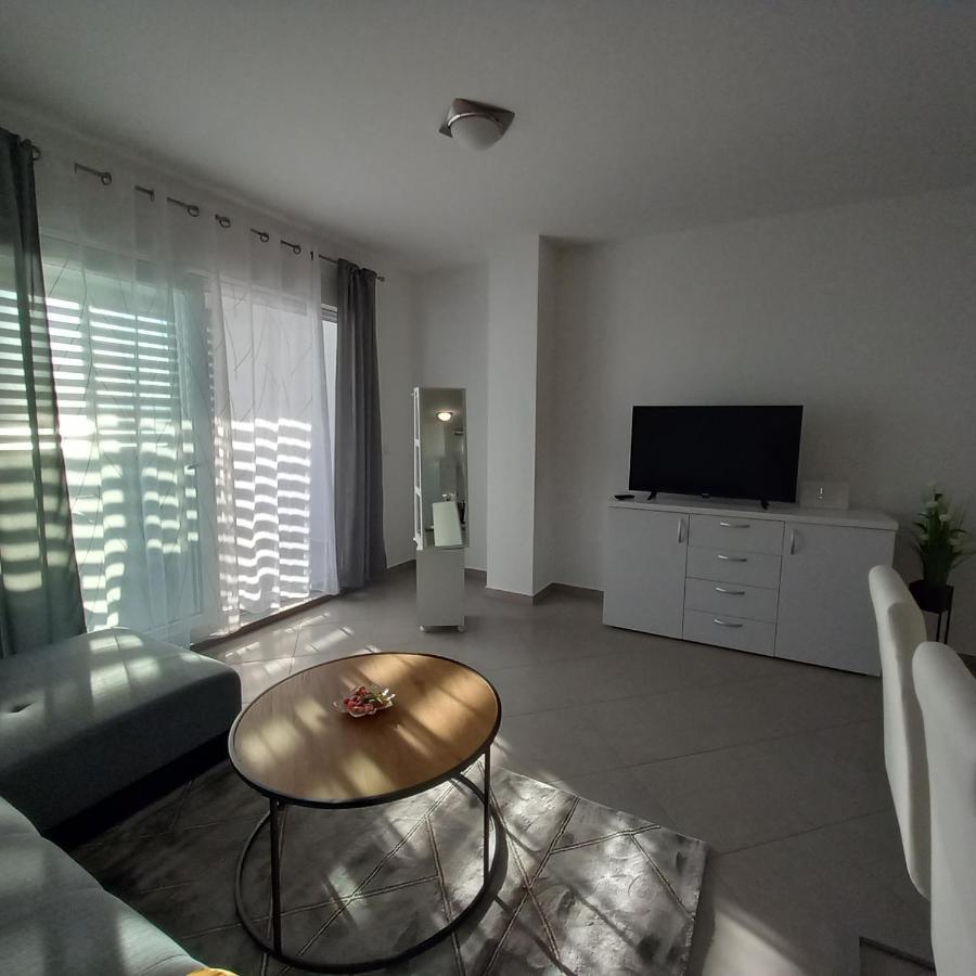 Апартаменты Apartman Nehaj Сень Экстерьер фото